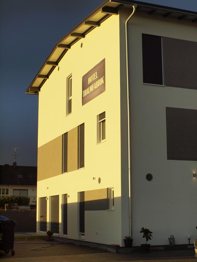 Hotel Traumfabrik Büttelborn Kültér fotó